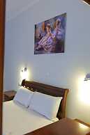 Hotel Chris