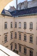 Real Apartments Andrassy