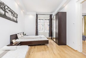 Real Apartments Kertesz