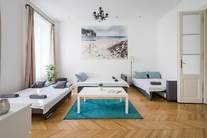 Real Apartments Vadasz