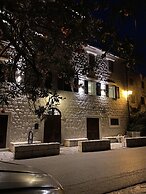 Villa Mariner