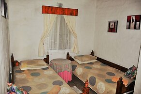 Impala Niezel Lodge