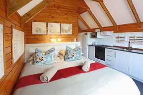 Brenton On Sea Cottages