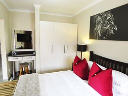 Wild Dog Guest Lodge
