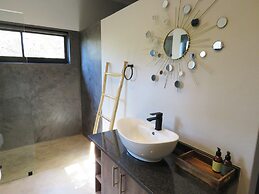 Wild Dog Guest Lodge