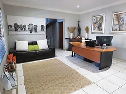 Wild Dog Guest Lodge