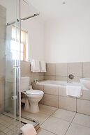 Houw Hoek Hotel