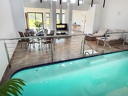 Houw Hoek Hotel