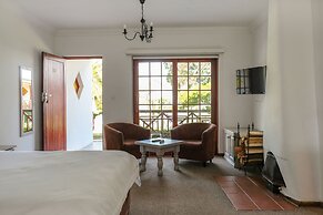Houw Hoek Hotel
