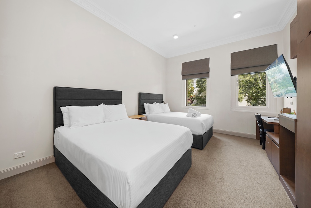 Clarendon Hotel Melbourne