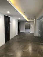 1A Express Hotel
