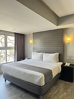 1A Express Hotel