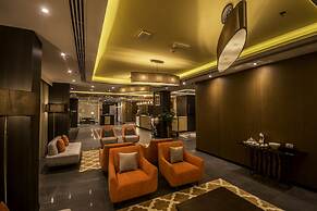 Carnelian By Glory Bower Hotel