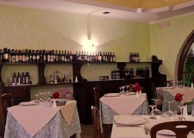 Hotel Bagno Santo