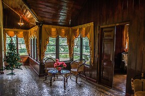 Royal Majesty Bungalow