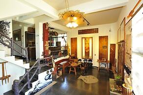Jilufugan B&B