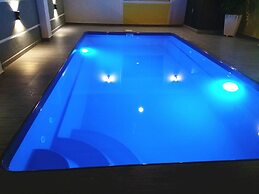 H & H Guesthouse 1