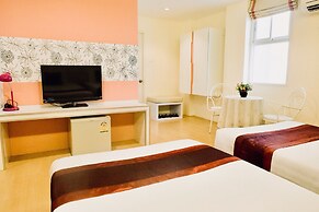 The Konnect Hotel