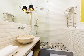Boutique Apartment 26 16