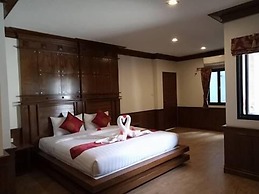 Lanta White's House