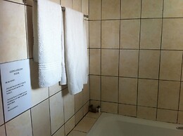 Gomwe Guest Inn