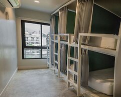 Yaks House Hostel