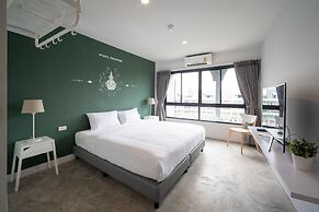 Yaks House Hostel
