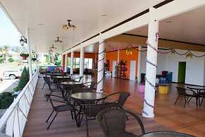 Keawanongburi Resort