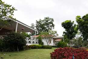 Keawanongburi Resort