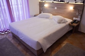 Marianna Hotel