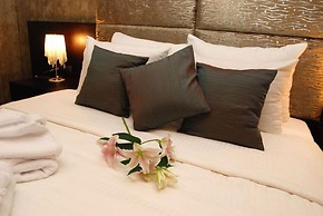 Aion Luxury Hotel