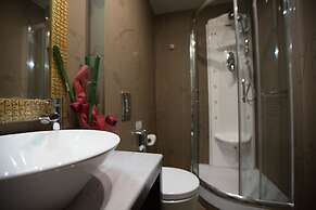 Aion Luxury Hotel