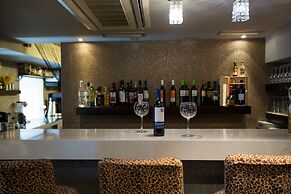 Aion Luxury Hotel