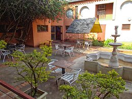 Ndeke Hotel