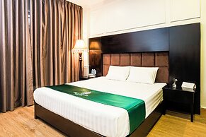 May Plaza Hotel
