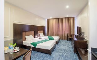 May Plaza Hotel