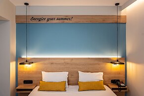Mythic Summer Hotel