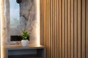 Mythic Summer Hotel