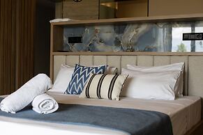 Mythic Summer Hotel