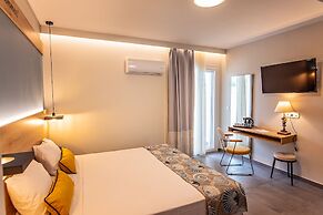 Mythic Summer Hotel