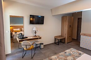Mythic Summer Hotel