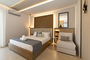 Mythic Summer Hotel