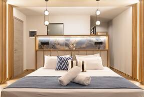 Mythic Summer Hotel