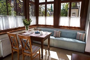 Villa Mistral