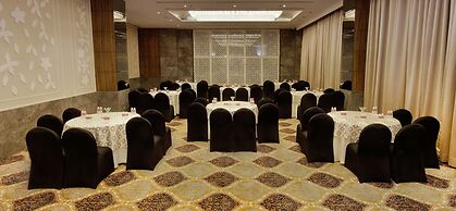 Lemon Tree Hotel, Sector 68, Sohna Road, Gurugram