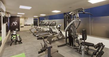 Lemon Tree Hotel, Sector 68, Sohna Road, Gurugram