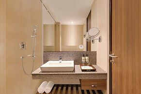 Lemon Tree Hotel, Sector 68, Sohna Road, Gurugram