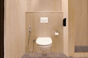Lemon Tree Hotel, Sector 68, Sohna Road, Gurugram