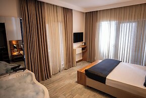 Mari Suites Hotel