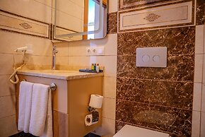 Mari Suites Hotel